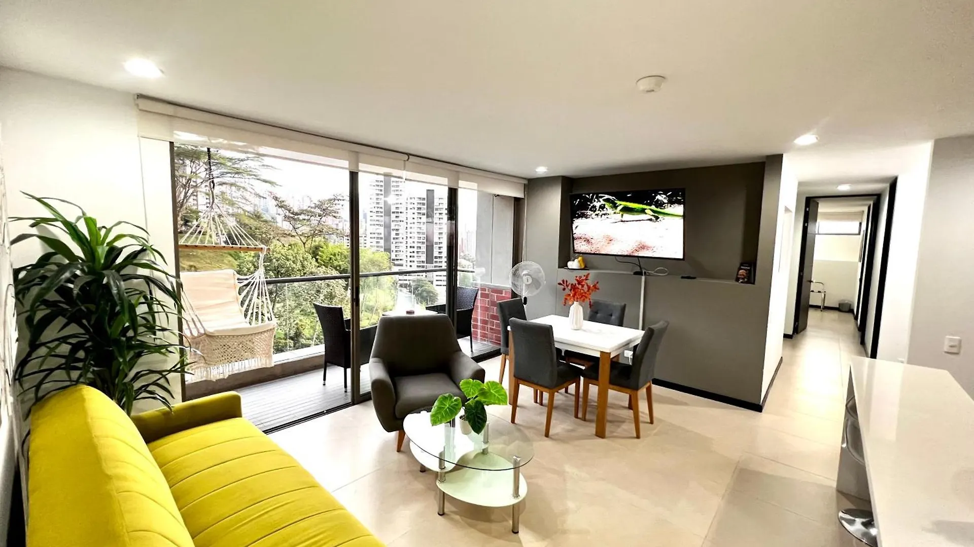 Apartamento En Unidad Con Full Entretenimiento Medellín Colombia